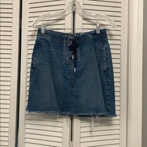 Adorable Loft Jean Distressed Skirt